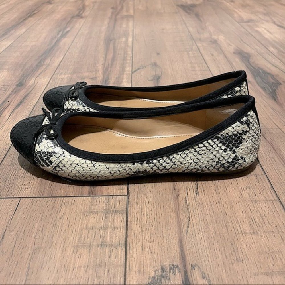 J. Crew Cream Snake Skin Pattern Black Cap Toe Slip On Flats Size 8